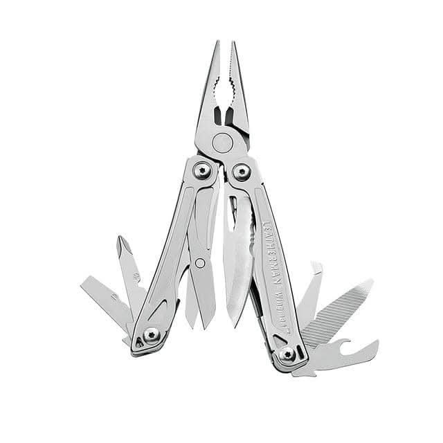 44658661294_03795b30bf_z_1500x.jpg Leatherman Wingman Silver Peg Multi Tool - Image 1