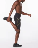 2Xu, Light Speed Compression Shorts X Small, Ma5331B, Black/Gold Reflective - Image 4