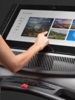 NordicTrack 4.25 CHP Commercial 2950 Treadmill - Image 6